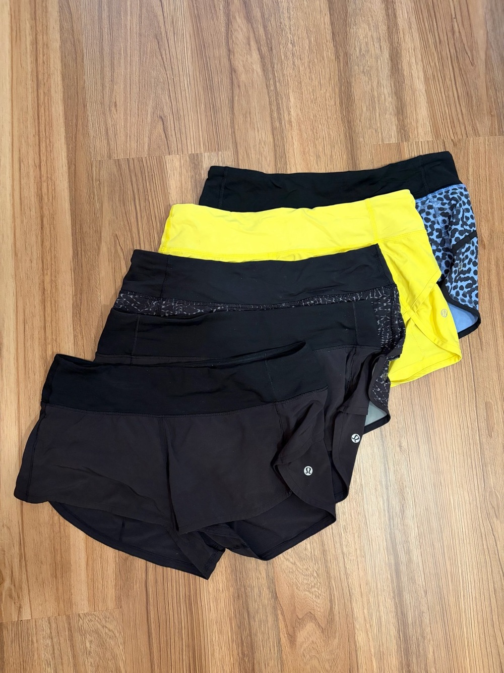 Lululemon Athletica Shorts Lot of 5 (Black, Yellow, Blue, Pattern) Size 6